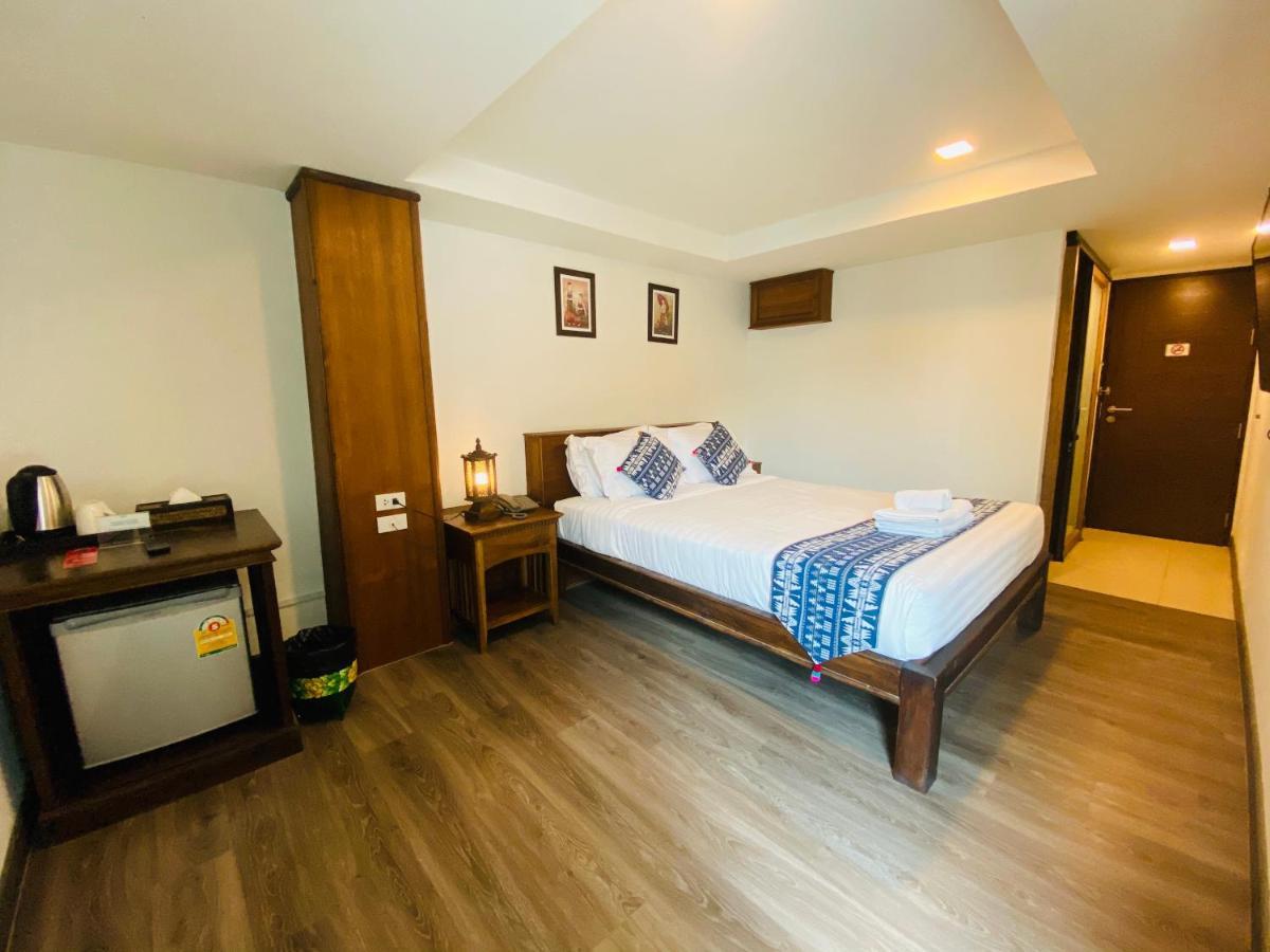 C Hotel Boutique And Comfort Чиангмай Экстерьер фото