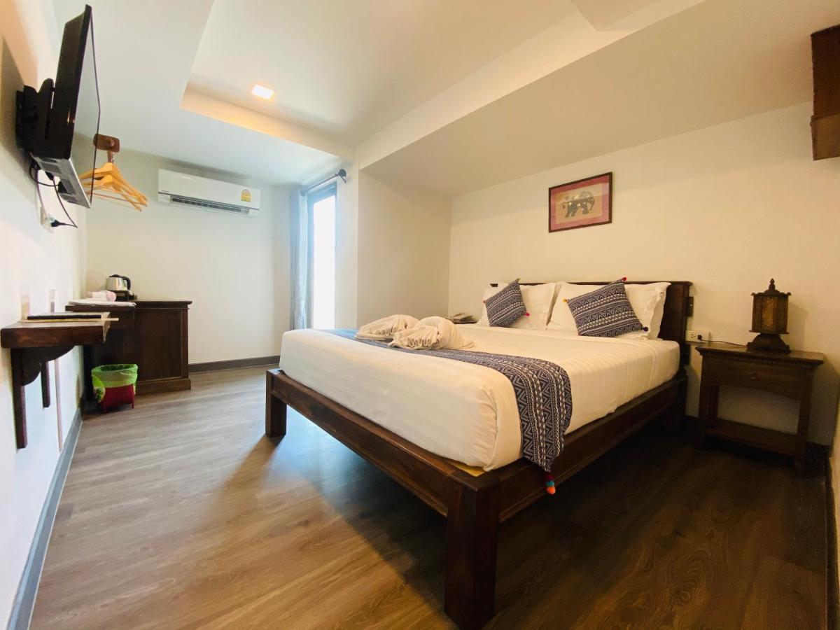C Hotel Boutique And Comfort Чиангмай Экстерьер фото