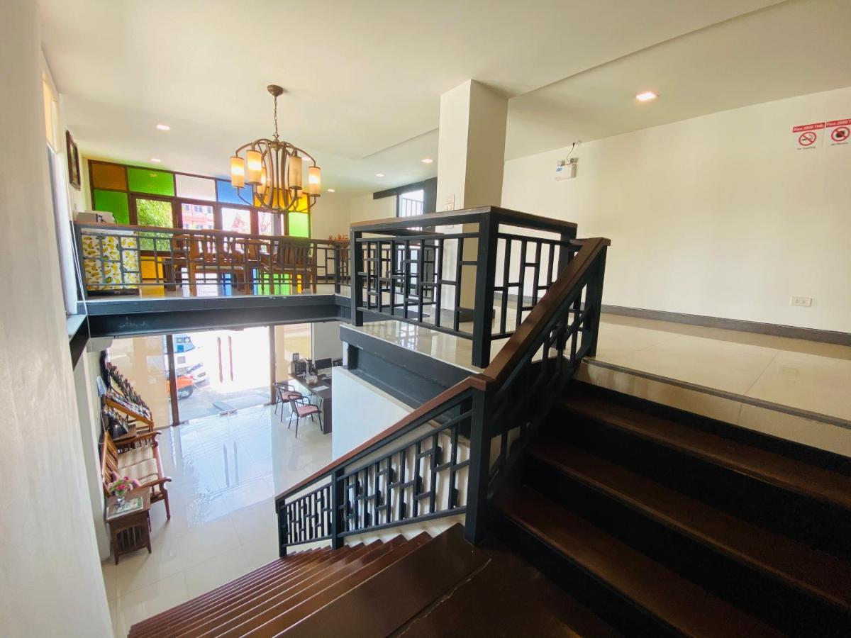 C Hotel Boutique And Comfort Чиангмай Экстерьер фото