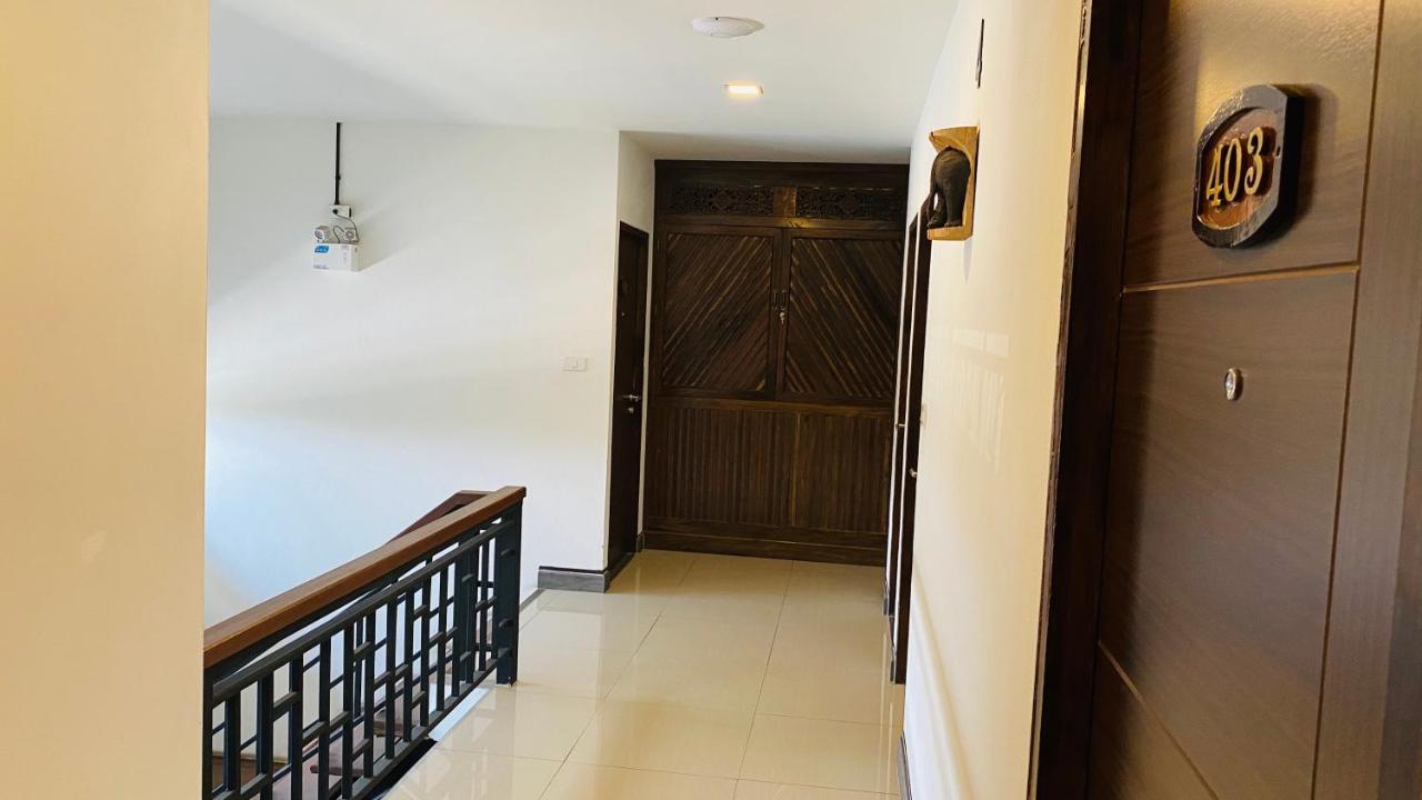C Hotel Boutique And Comfort Чиангмай Экстерьер фото